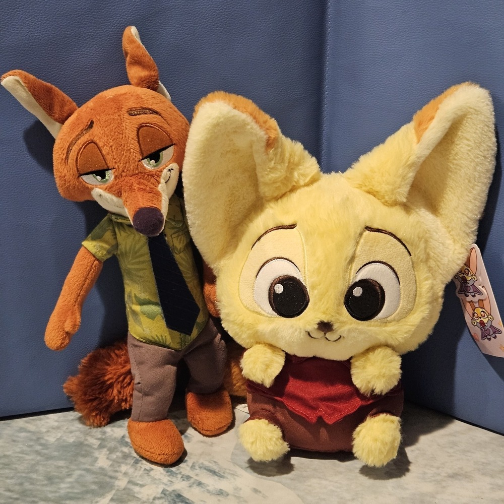 Disney Zootopia Nick Wilde TOMY Talking Plush + MINISO Fennec Plush Lot